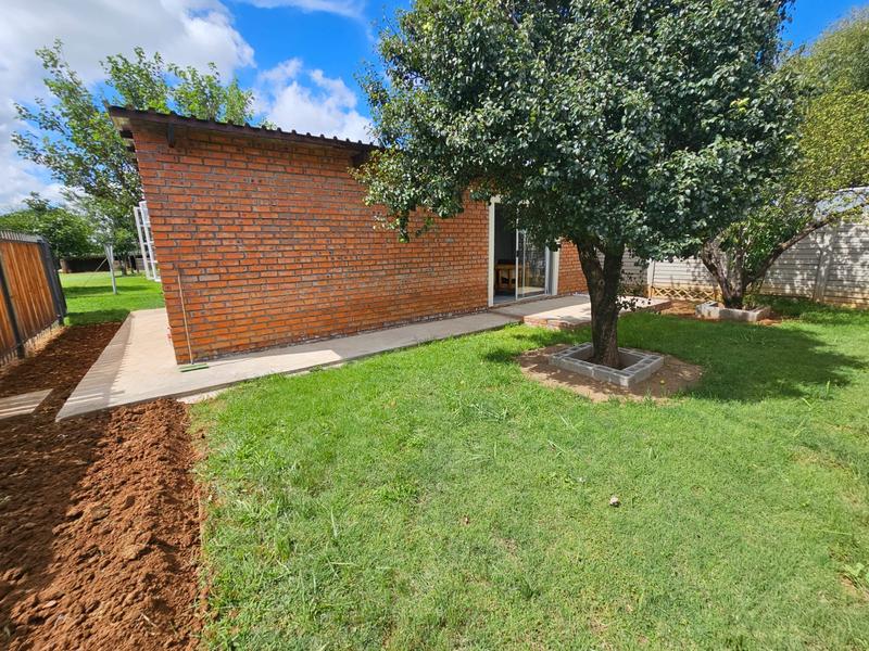 4 Bedroom Property for Sale in Kwaggafontein Free State